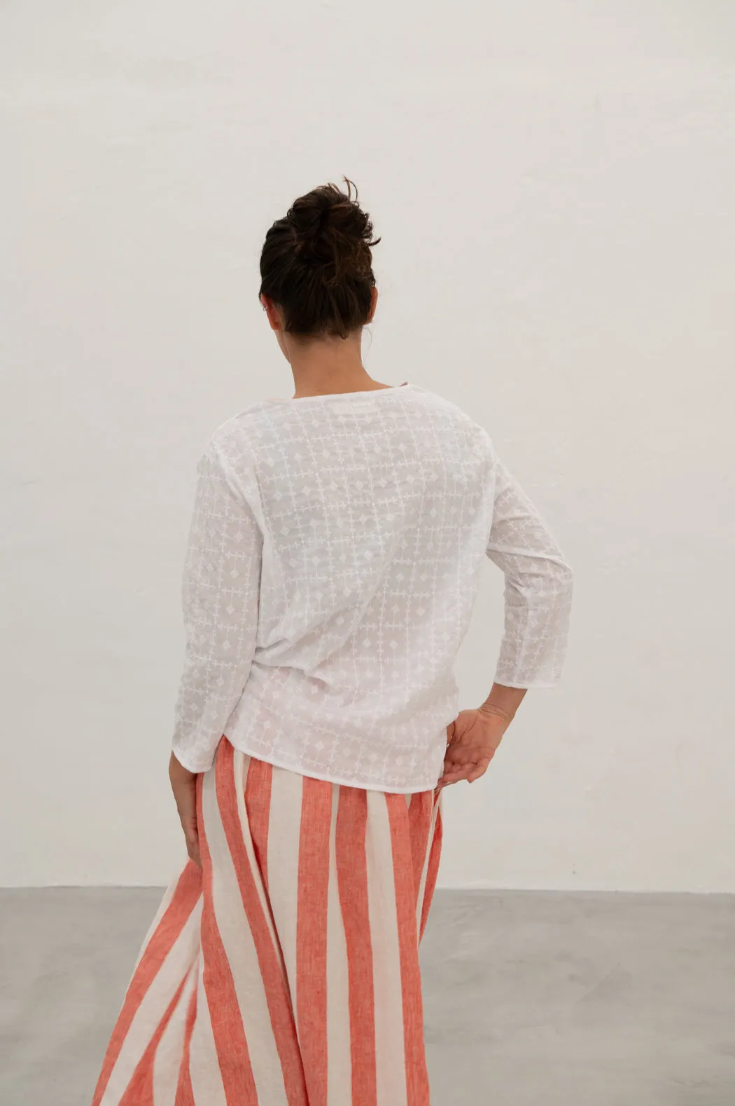 BOXY TOP - BRODERIE ANGLAISE - ORGANIC COTTON