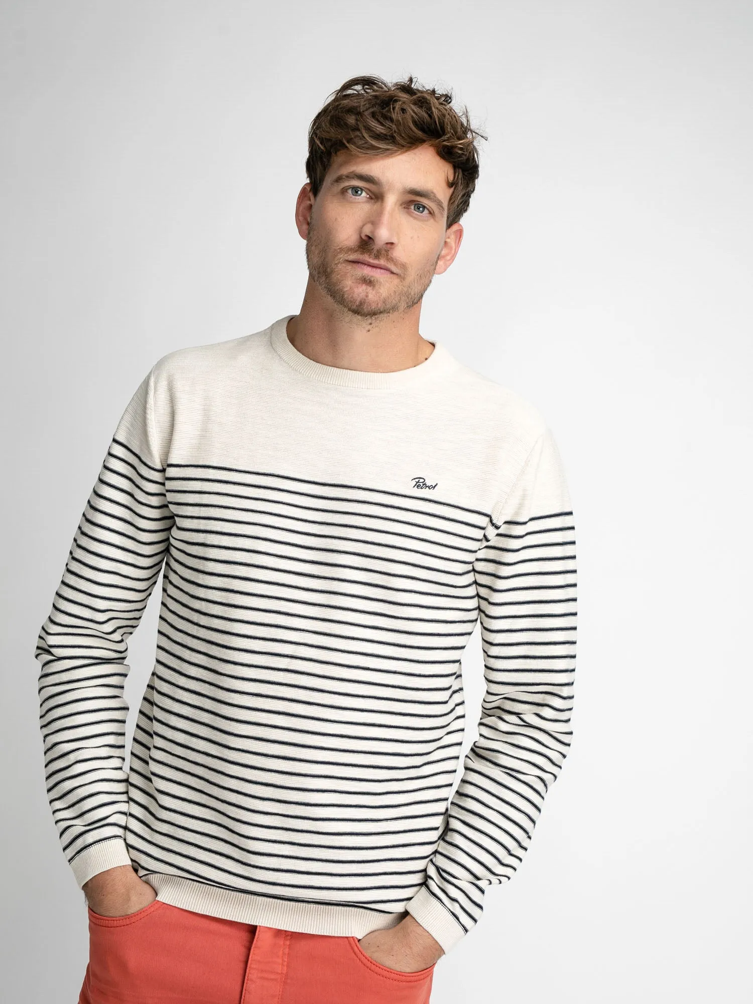 Knitted pullover