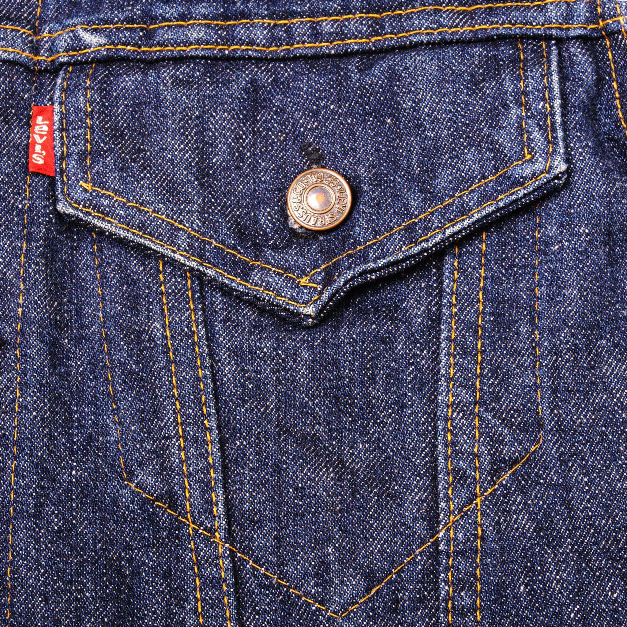 VINTAGE LEVIS JACKET SIZE 38 WITH SINGLE STITCH 2 POCKETS 1971-Mid 1980s MADE IN USA